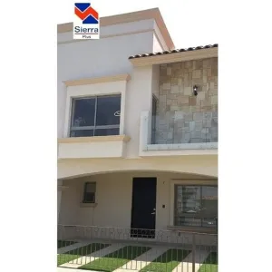Casa En Venta,Bosques California,Calle Enrique Limon Díaz s/n, Tlajomulco de Zúñiga, Jalisco 45645, 3 Habitaciones,3 Baños,Calle Enrique Limon Díaz,2,p8Ig0GK