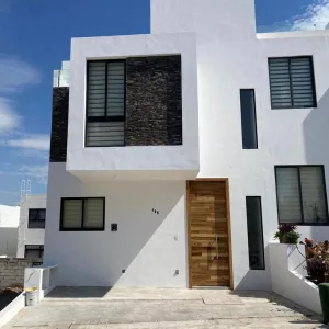 Casa En Venta,Senderos de Monte Verde,Sendero de Los Huertos S/N, Tlajomulco de Zúñiga, Jalisco 45646, 4 Habitaciones,3 Baños,Sendero de Los Huertos,2,pRRDDZj