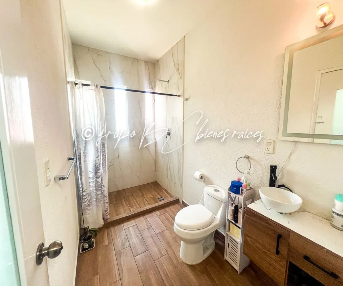 Casa En Venta,Real de Valdepeñas,Avenida Valdepeñas 50 97, Zapopan, Jalisco 45134, 4 Habitaciones,3 Baños,Avenida Valdepeñas,2,pdPBGWc Casa En Venta,Real de Valdepeñas,Avenida Valdepeñas 50 97, Zapopan, Jalisco 45134, 4 Habitaciones,3 Baños,Avenida Valdepeñas,2,pdPBGWc