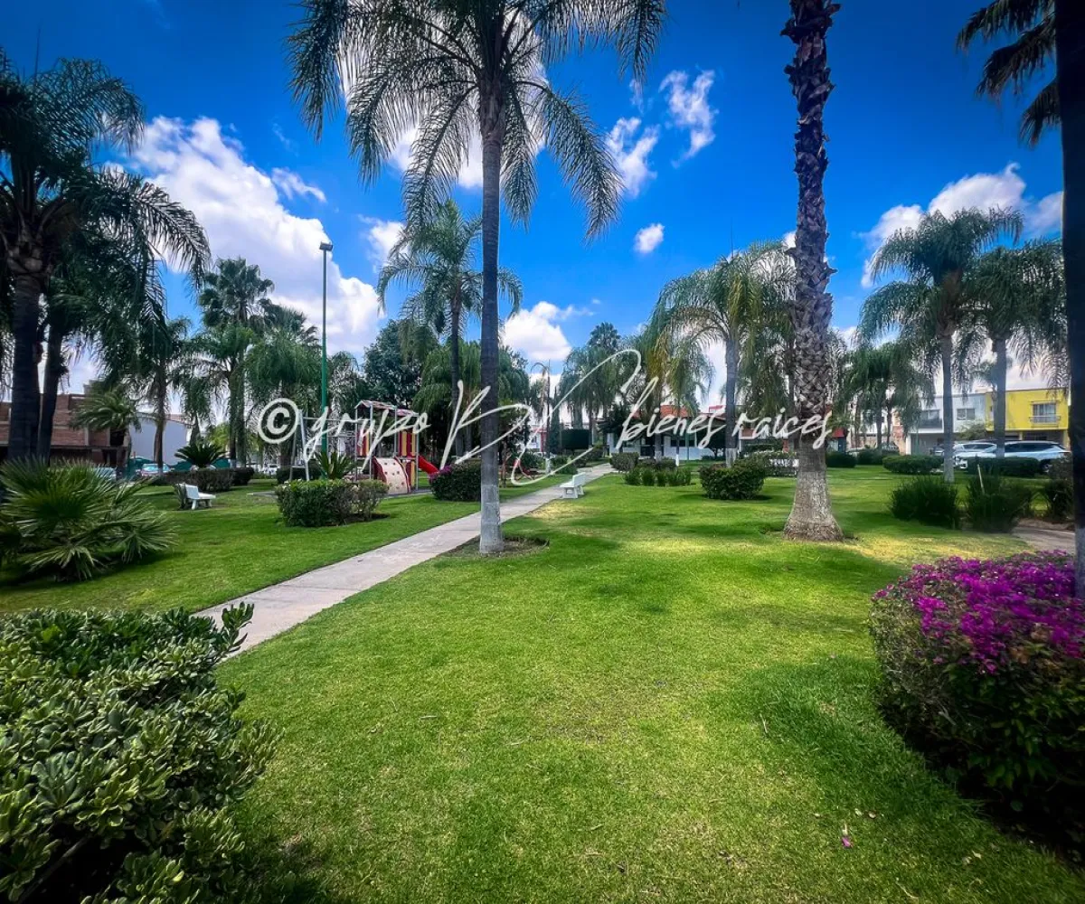 Casa En Venta,Real de Valdepeñas,Avenida Valdepeñas 50 97, Zapopan, Jalisco 45134, 4 Habitaciones,3 Baños,Avenida Valdepeñas,2,pdPBGWc Casa En Venta,Real de Valdepeñas,Avenida Valdepeñas 50 97, Zapopan, Jalisco 45134, 4 Habitaciones,3 Baños,Avenida Valdepeñas,2,pdPBGWc