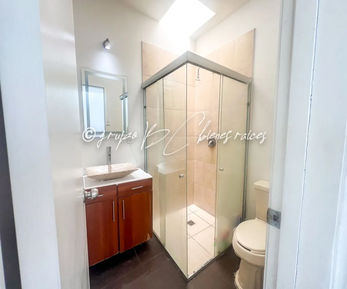 Casa En Venta,Real de Valdepeñas,Avenida Valdepeñas 50 97, Zapopan, Jalisco 45134, 4 Habitaciones,3 Baños,Avenida Valdepeñas,2,pdPBGWc Casa En Venta,Real de Valdepeñas,Avenida Valdepeñas 50 97, Zapopan, Jalisco 45134, 4 Habitaciones,3 Baños,Avenida Valdepeñas,2,pdPBGWc