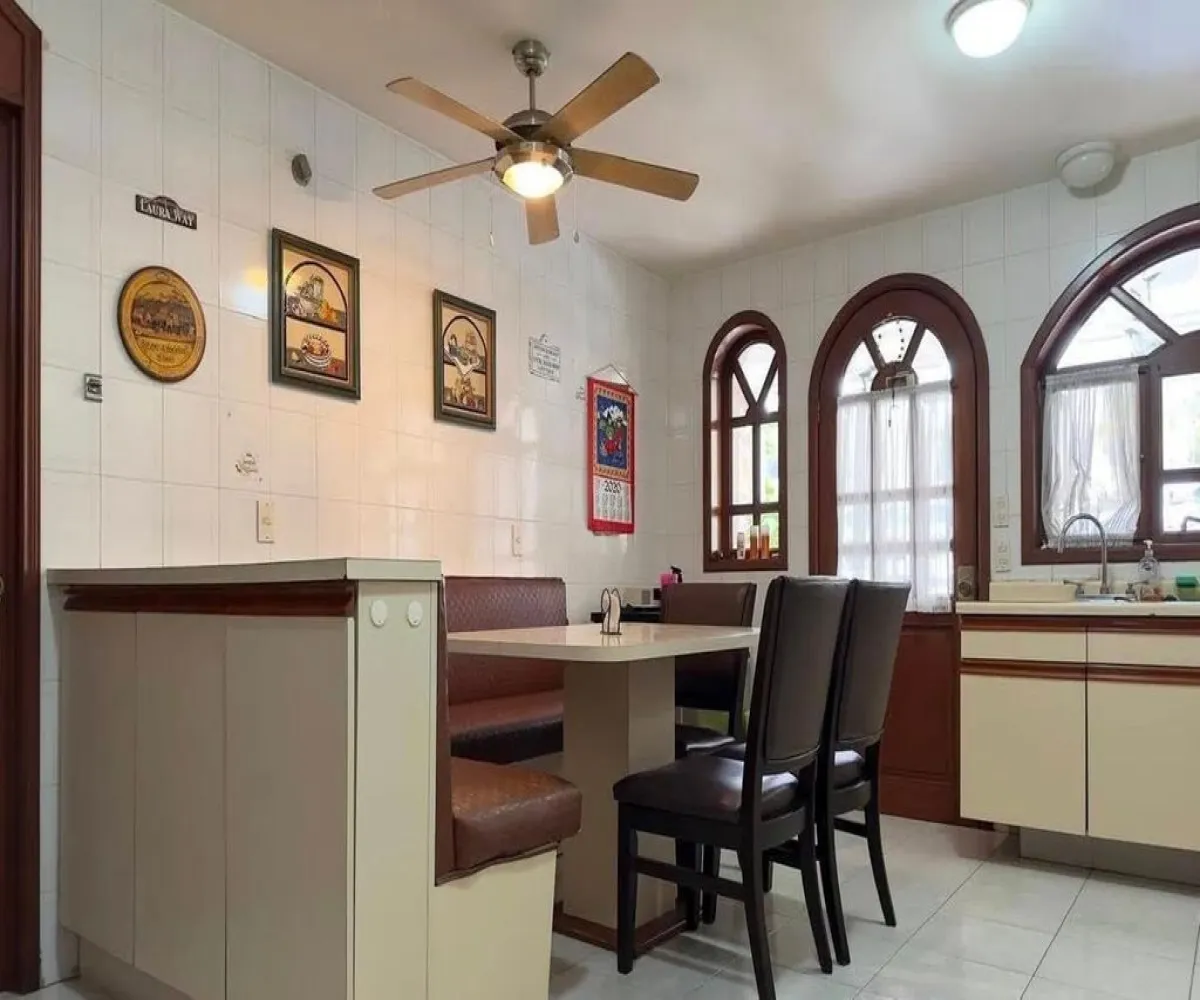 Casa En Venta,Royal Country,Coto La Colina S/N, Zapopan, Jalisco 45116, 3 Habitaciones,3 Baños,Coto La Colina,3,pBxwNUL Casa En Venta,Royal Country,Coto La Colina S/N, Zapopan, Jalisco 45116, 3 Habitaciones,3 Baños,Coto La Colina,3,pBxwNUL