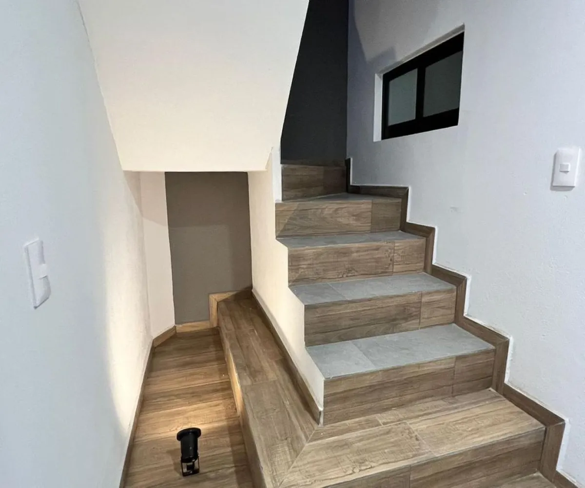 Casa En Venta,Independencia,Kilimanjaro 1657, Guadalajara, Jalisco 44290, 13 Habitaciones,4 Baños,Kilimanjaro,1,pcOrnZz Casa En Venta,Independencia,Kilimanjaro 1657, Guadalajara, Jalisco 44290, 13 Habitaciones,4 Baños,Kilimanjaro,1,pcOrnZz