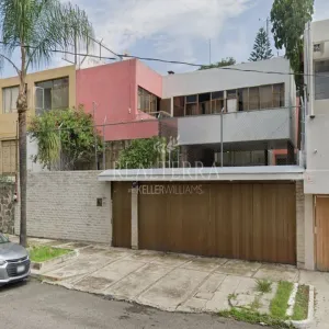 Casa En Venta,Arcos Vallarta,C. Efrain Gonzalez Luna 2458, Guadalajara, Jalisco 44130, 5 Habitaciones,6 Baños,C. Efrain Gonzalez Luna,1,p0DVFMF