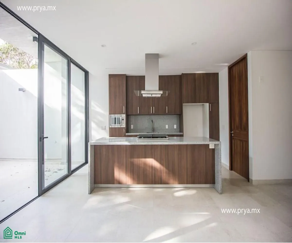 En Venta,Country Club,MAR DE ROSS 2000, Guadalajara, Jalisco 44610, 1 Cuarto,1 Baño,MAR DE ROSS,MX23201534