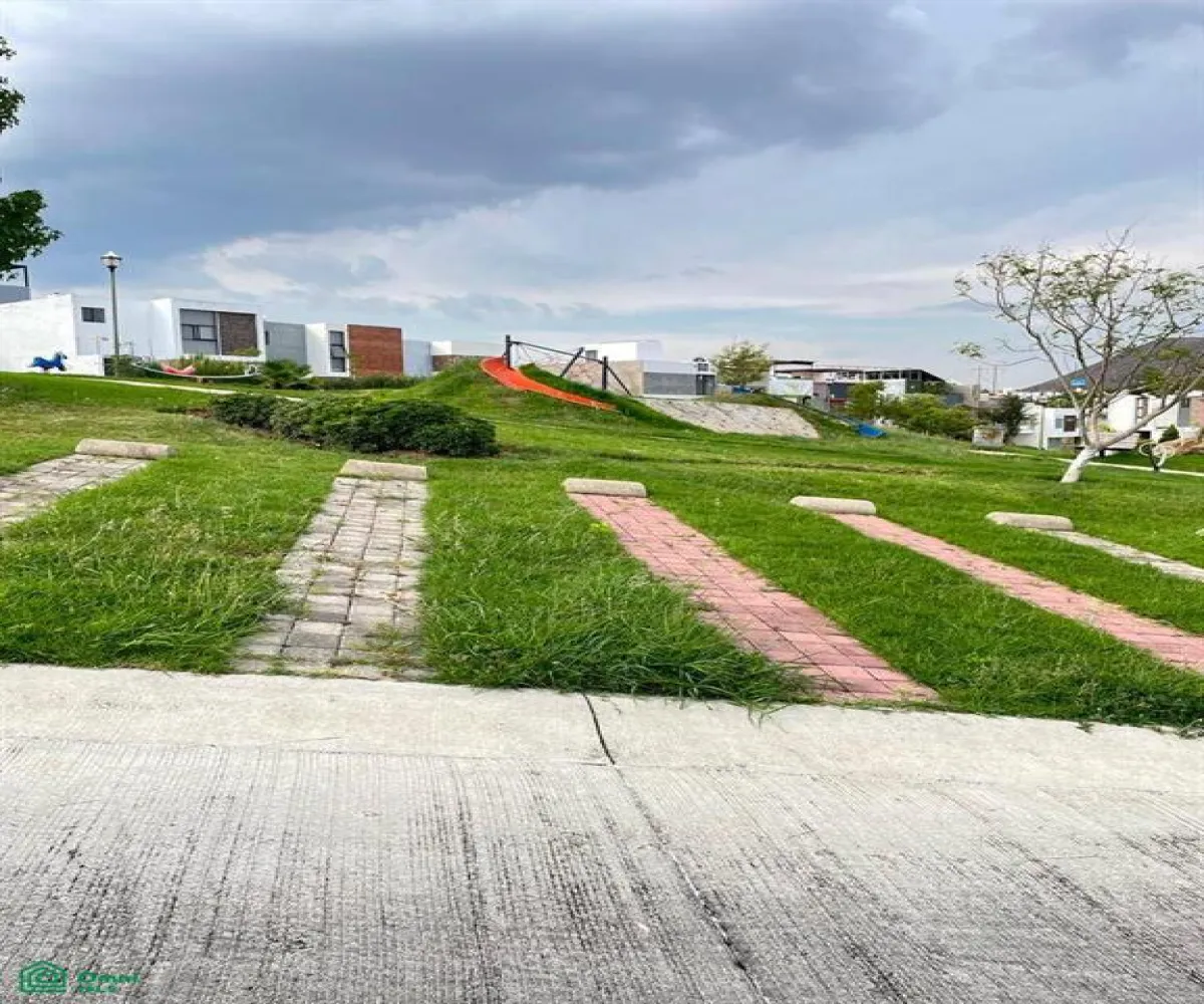 En Venta,Senderos de Monte Verde,Senderos de los Huertos ., Tlajomulco de Zuniga, Jalisco 45646, 4 Habitaciones,3 Baños,Senderos de los Huertos,2,MX25453874 En Venta,Senderos de Monte Verde,Senderos de los Huertos ., Tlajomulco de Zuniga, Jalisco 45646, 4 Habitaciones,3 Baños,Senderos de los Huertos,2,MX25453874