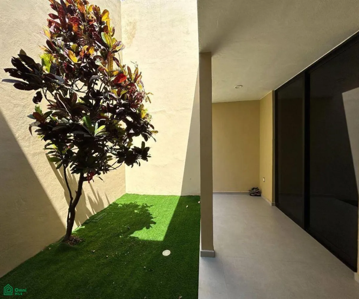 En Venta,Juan Manuel Vallarta,Leo 4137, Zapopan, Jalisco 45120, 5 Habitaciones,5 Baños,Leo,2,MX25668750