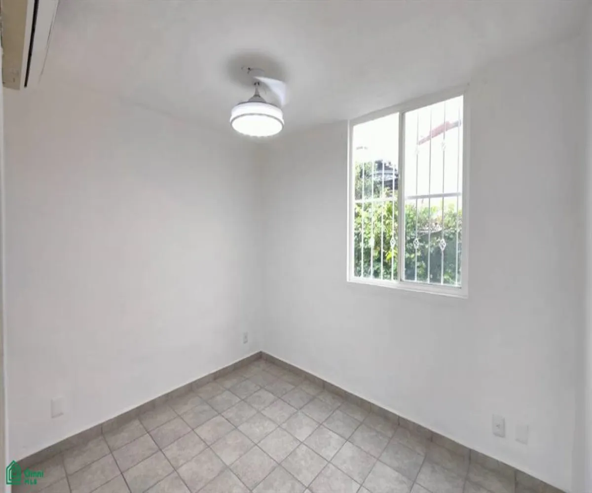 En Venta,Parques Universidad (Sendero de Luna),Av. Palmares 16, Puerto Vallarta, Jalisco 48290, 4 Habitaciones,3 Baños,Av. Palmares,2,MX25689679