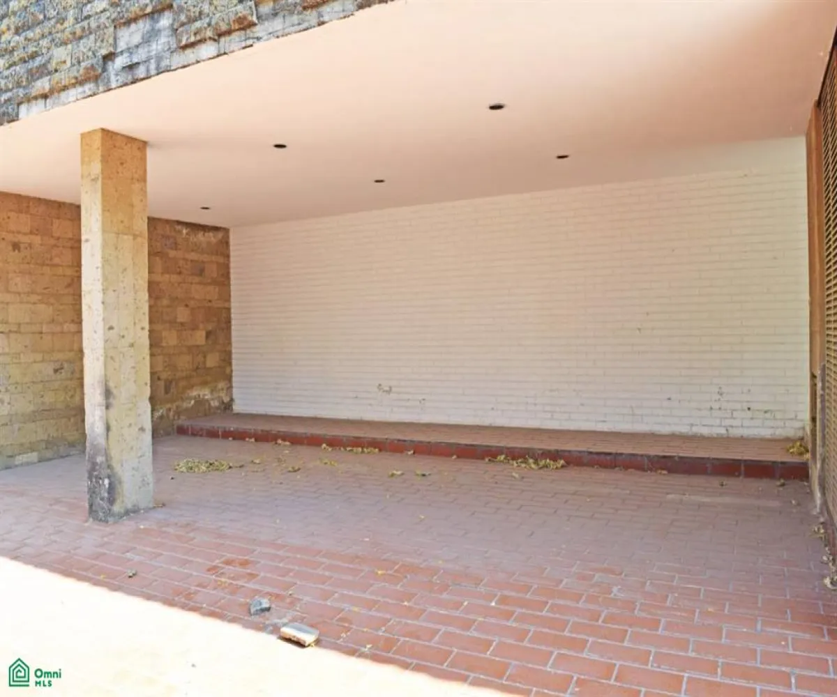 En Venta,Lomas de Guevara,Manuel Acuña 2704, Guadalajara, Jalisco 44657, 5 Habitaciones,5 Baños,Manuel Acuña,2,MX25689881