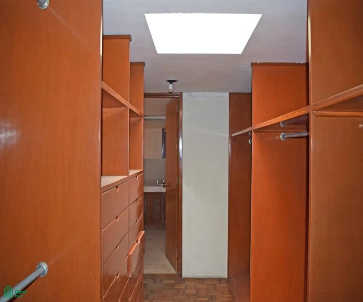 En Venta,Lomas de Guevara,Manuel Acuña 2704, Guadalajara, Jalisco 44657, 5 Habitaciones,5 Baños,Manuel Acuña,2,MX25689881