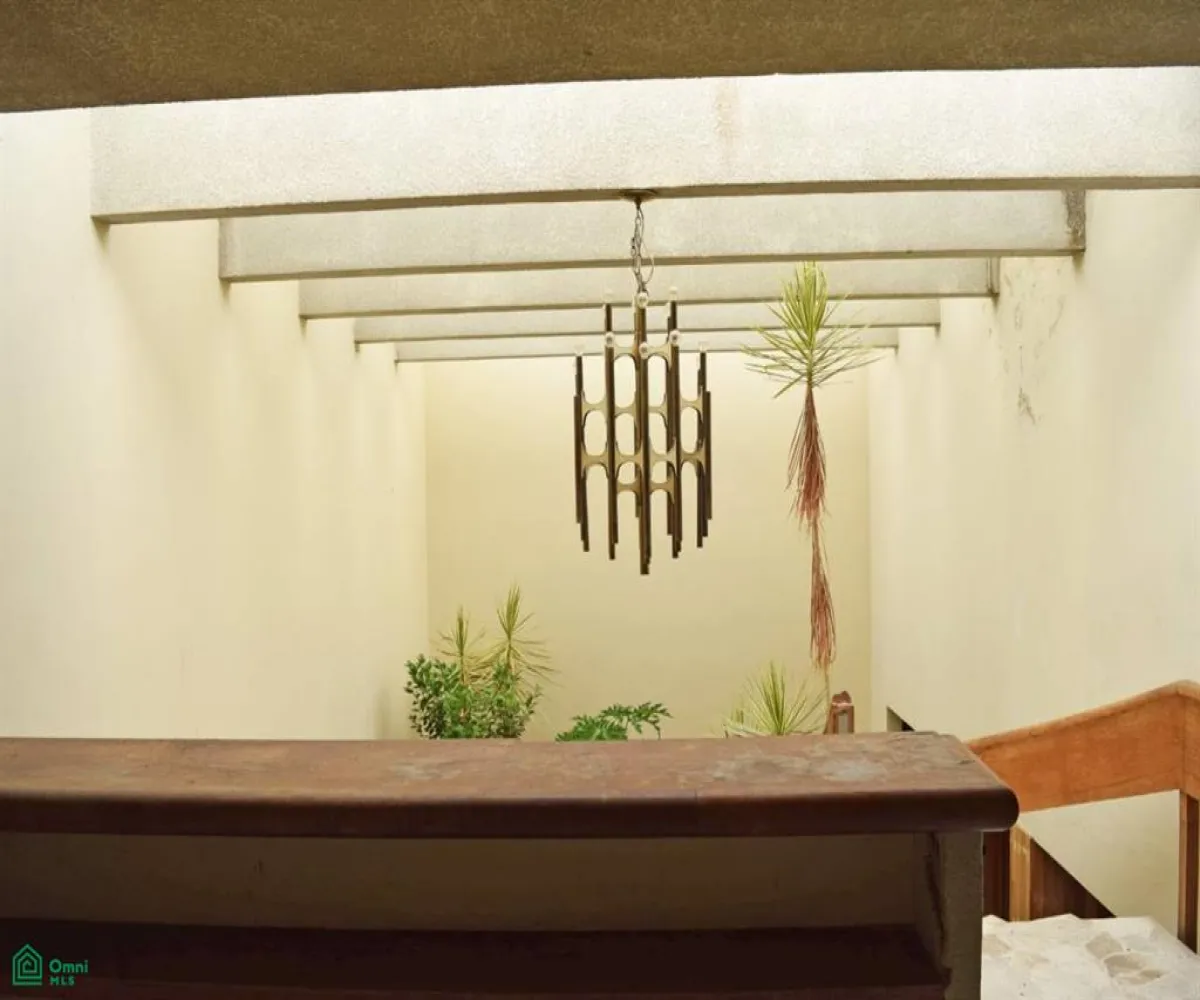 En Venta,Lomas de Guevara,Manuel Acuña 2704, Guadalajara, Jalisco 44657, 5 Habitaciones,5 Baños,Manuel Acuña,2,MX25689881