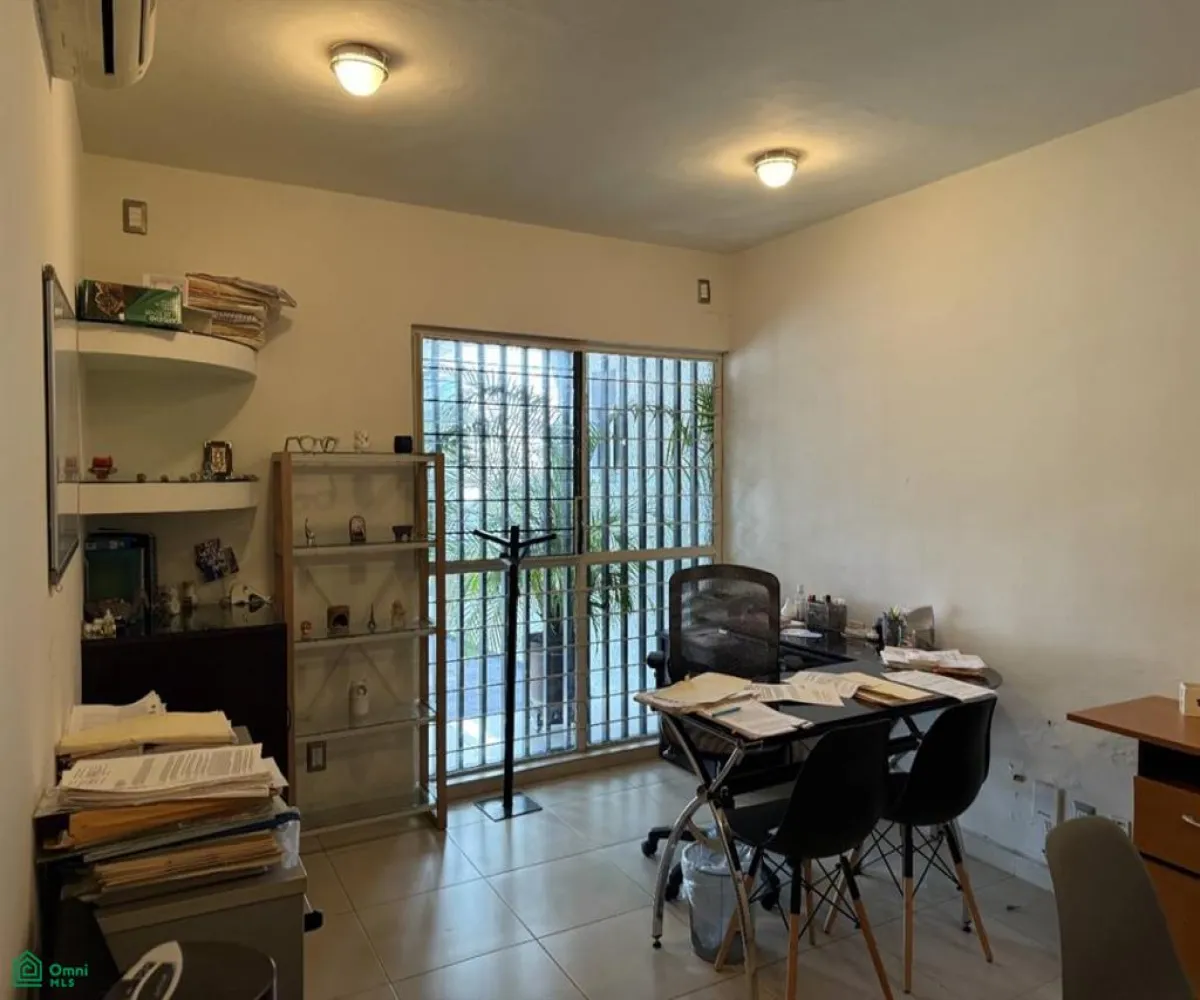 Casa En Venta,Residencial Victoria,Lapizlazuli 2772, Guadalajara, Jalisco 44560, 9 Habitaciones,7 Baños,Lapizlazuli,3,MX25739412