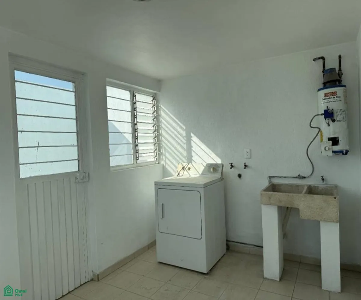 En Venta,Prados de Santa María,Olmos 210, Tlaquepaque, Jalisco 45601, 3 Habitaciones,2 Baños,Olmos,3,MX25865121