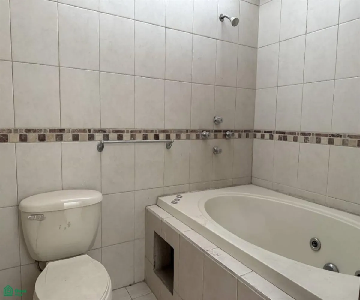 En Venta,Prados de Santa María,Olmos 210, Tlaquepaque, Jalisco 45601, 3 Habitaciones,2 Baños,Olmos,3,MX25865121