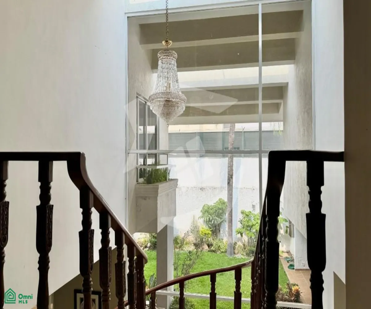 En Venta,Residencial Victoria,Coral 2559, Guadalajara, Jalisco 44540, 5 Habitaciones,7 Baños,Coral,3,MX25866195