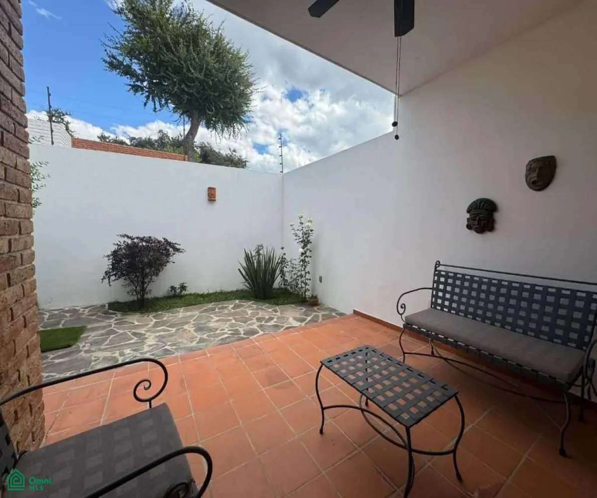 En Venta,San Vicente (La Cristina),La Cristina 58, Chapala, Jalisco 45921, 2 Habitaciones,2 Baños,La Cristina,1,MX25867033