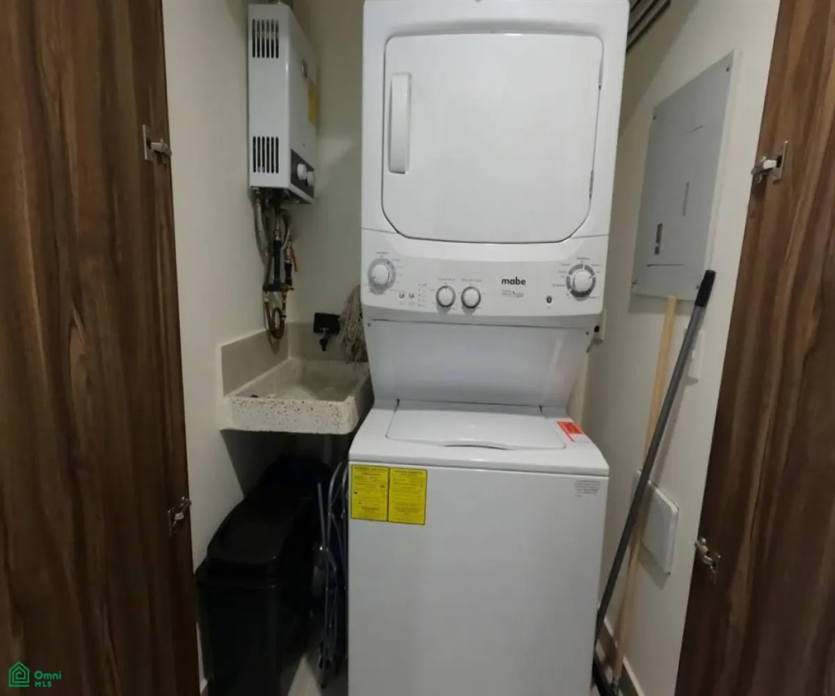 En Venta,La Floresta,Avenida Mexico 1200, Puerto Vallarta, Jalisco 48290, 1 Cuarto,1 Baño,Avenida Mexico,3,MX25867826