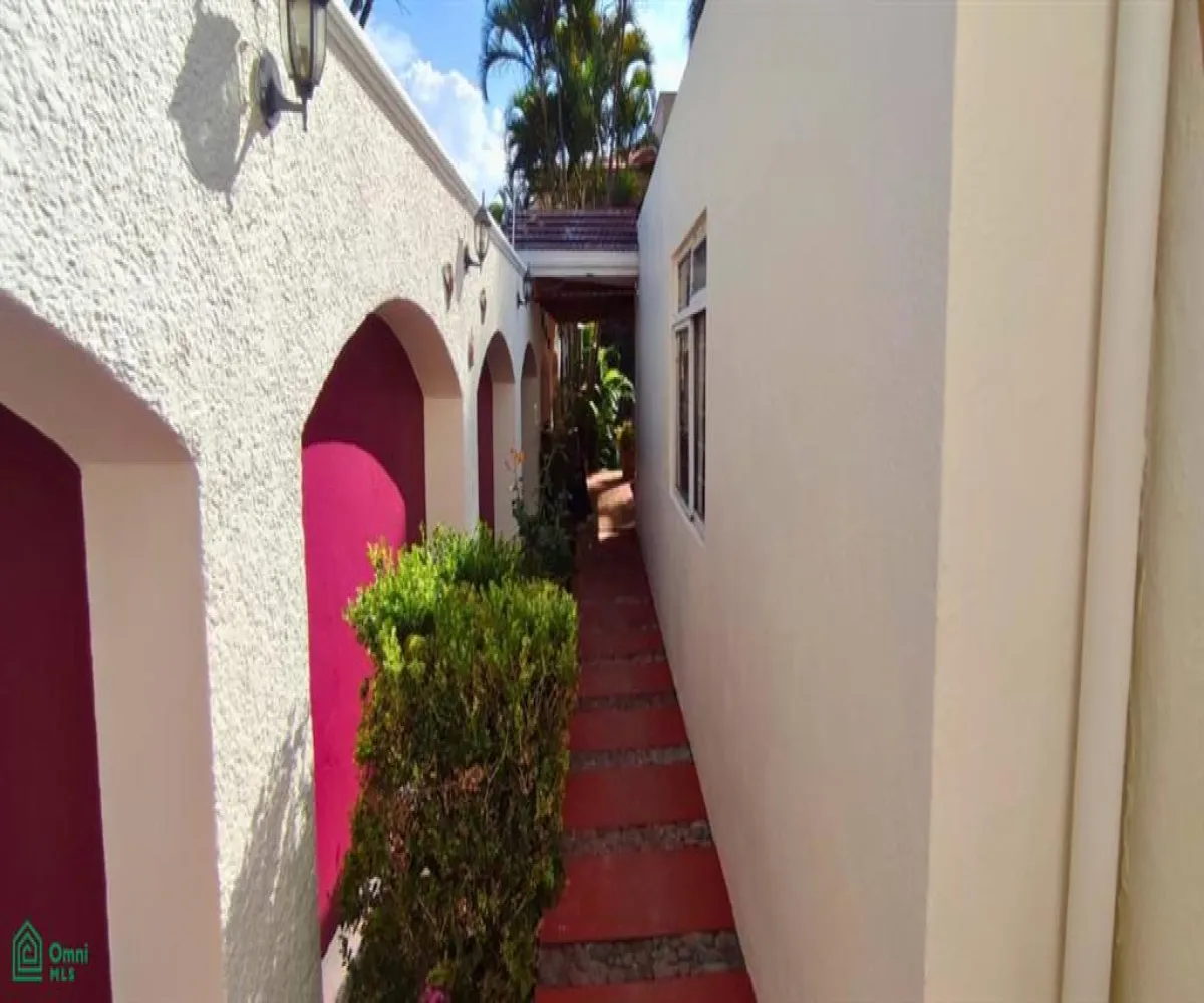 En Venta,El Colli Urbano 1a. Sección,Volcan Cofre de Perote ., Zapopan, Jalisco 45070, 9 Habitaciones,5 Baños,Volcan Cofre de Perote,2,MX25869371