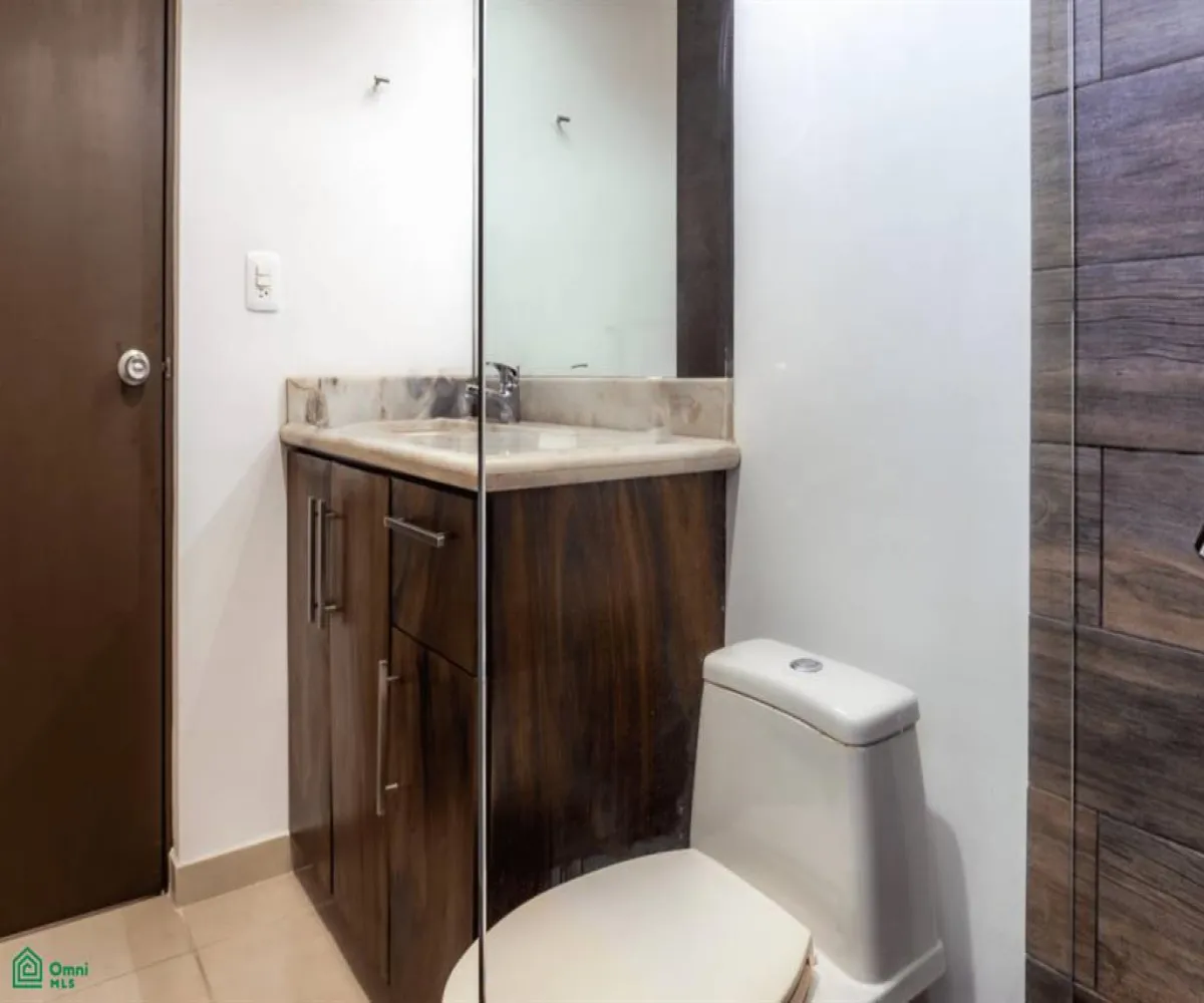 En Venta,La Aurora,Av. Prisciliano Sanchez 415, Puerto Vallarta, Jalisco 48338, 2 Habitaciones,1 Baño,Av. Prisciliano Sanchez,3,MX25874047