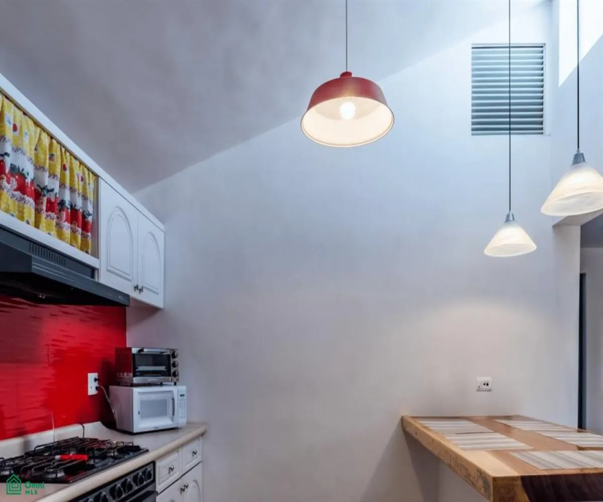 En Venta,La Aurora,Av. Prisciliano Sanchez 415, Puerto Vallarta, Jalisco 48338, 2 Habitaciones,1 Baño,Av. Prisciliano Sanchez,3,MX25874047