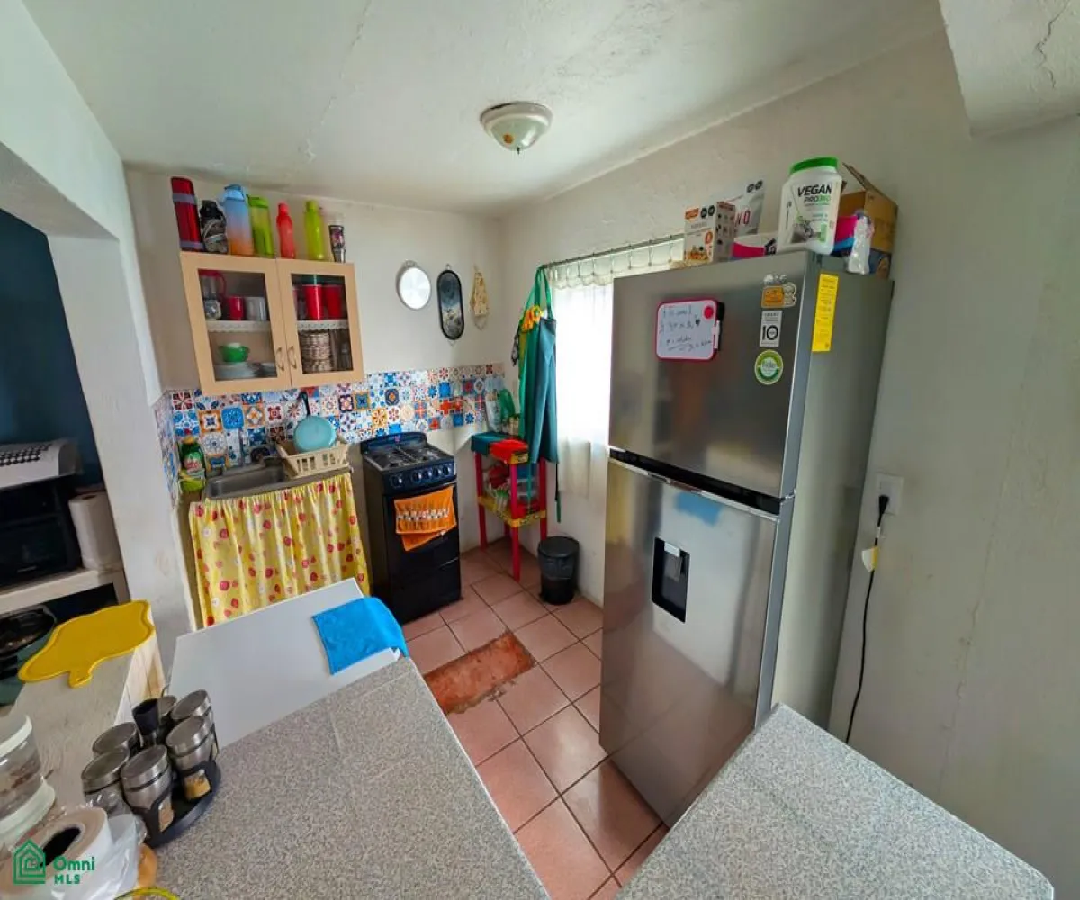 En Venta,Paraísos Del Colli,C. Pirul 942, Zapopan, Jalisco 45069, 3 Habitaciones,2 Baños,C. Pirul,2,MX25875325