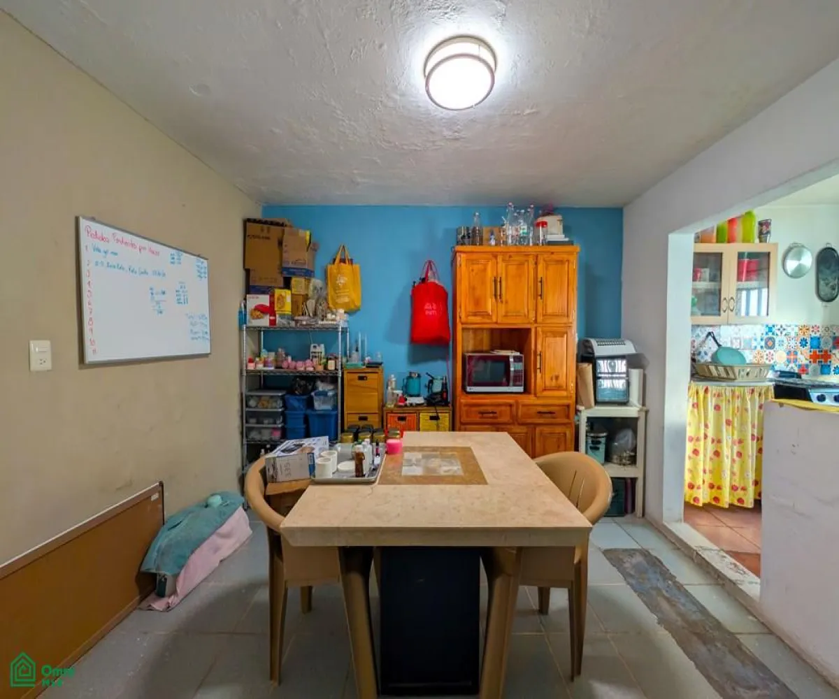 En Venta,Paraísos Del Colli,C. Pirul 942, Zapopan, Jalisco 45069, 3 Habitaciones,2 Baños,C. Pirul,2,MX25875325