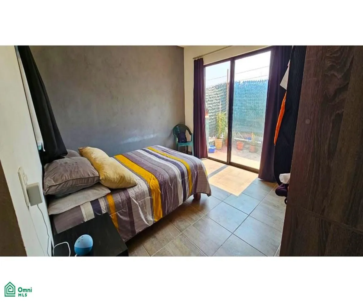 En Venta,Paraísos Del Colli,C. Pirul 942, Zapopan, Jalisco 45069, 3 Habitaciones,2 Baños,C. Pirul,2,MX25875325