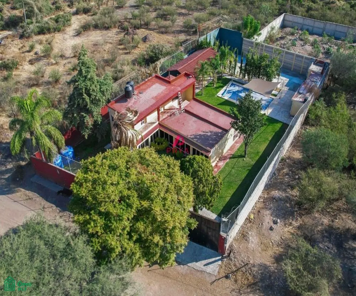 En Venta,Jardines De La Calera,Trebol #mzna 11, S/N, Tlajomulco de Zuniga, Jalisco 45676, 3 Habitaciones,3 Baños,Trebol #mzna 11,MX25880568