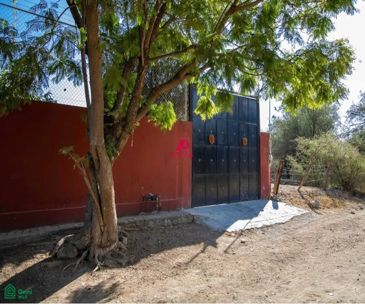 En Venta,Jardines De La Calera,Trebol #mzna 11, S/N, Tlajomulco de Zuniga, Jalisco 45676, 3 Habitaciones,3 Baños,Trebol #mzna 11,MX25880568