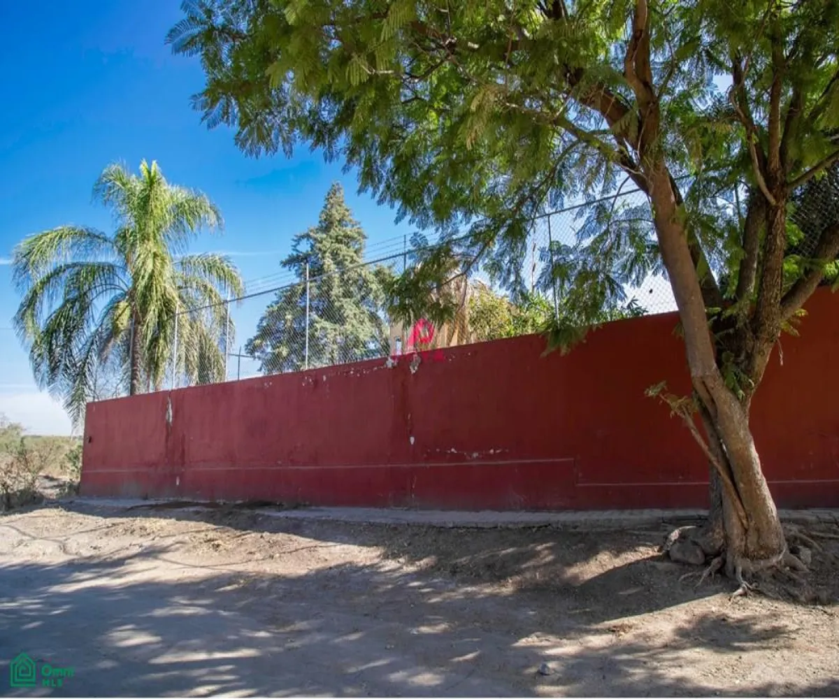 En Venta,Jardines De La Calera,Trebol #mzna 11, S/N, Tlajomulco de Zuniga, Jalisco 45676, 3 Habitaciones,3 Baños,Trebol #mzna 11,MX25880568