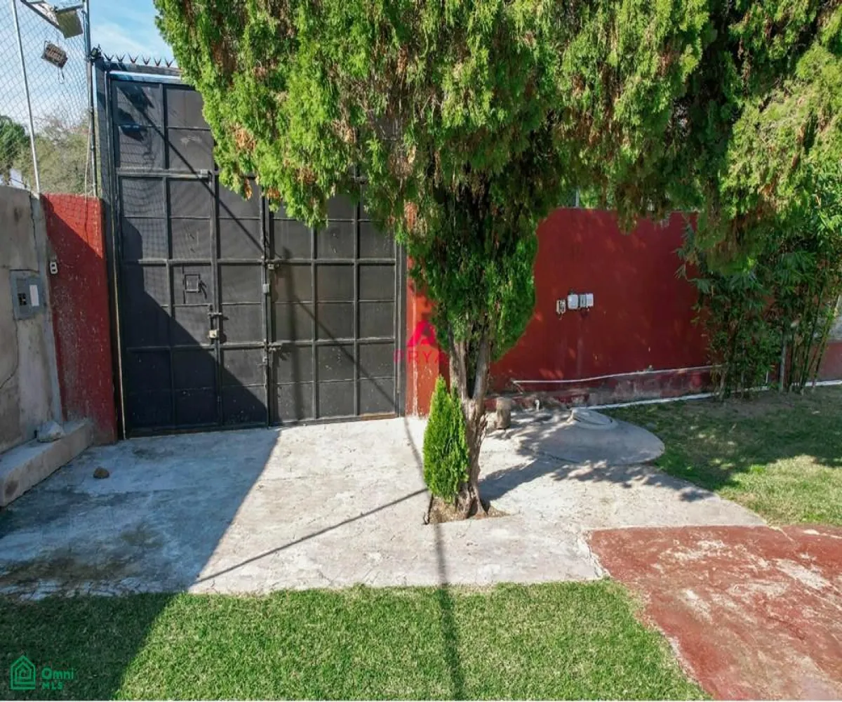 En Venta,Jardines De La Calera,Trebol #mzna 11, S/N, Tlajomulco de Zuniga, Jalisco 45676, 3 Habitaciones,3 Baños,Trebol #mzna 11,MX25880568