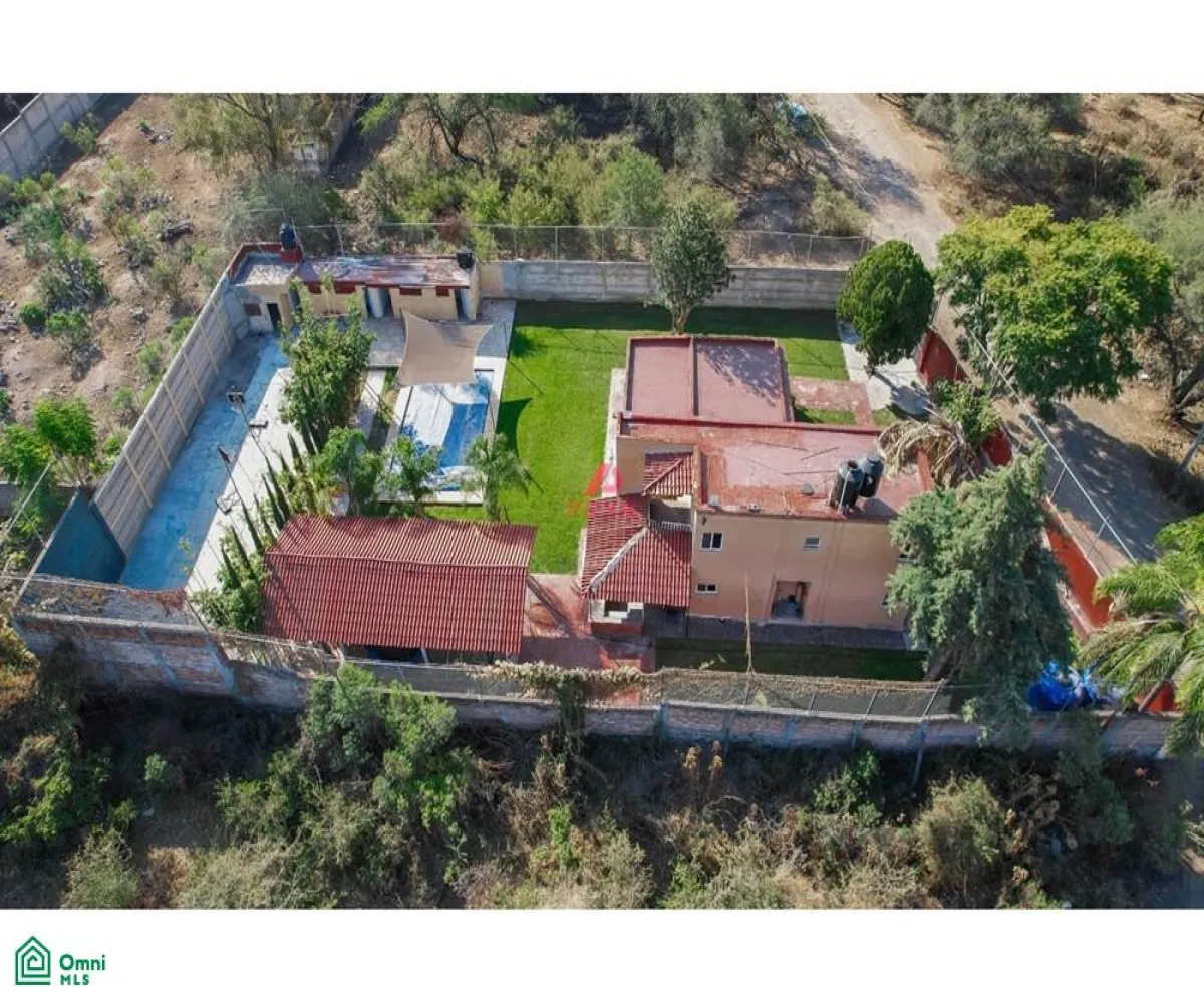 En Venta,Jardines De La Calera,Trebol #mzna 11, S/N, Tlajomulco de Zuniga, Jalisco 45676, 3 Habitaciones,3 Baños,Trebol #mzna 11,MX25880568