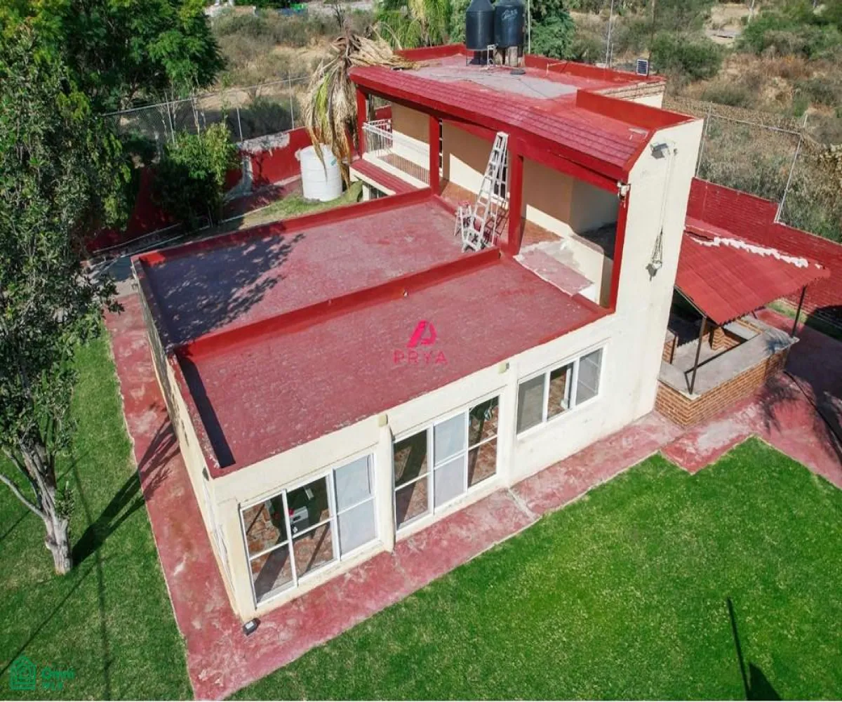 En Venta,Jardines De La Calera,Trebol #mzna 11, S/N, Tlajomulco de Zuniga, Jalisco 45676, 3 Habitaciones,3 Baños,Trebol #mzna 11,MX25880568