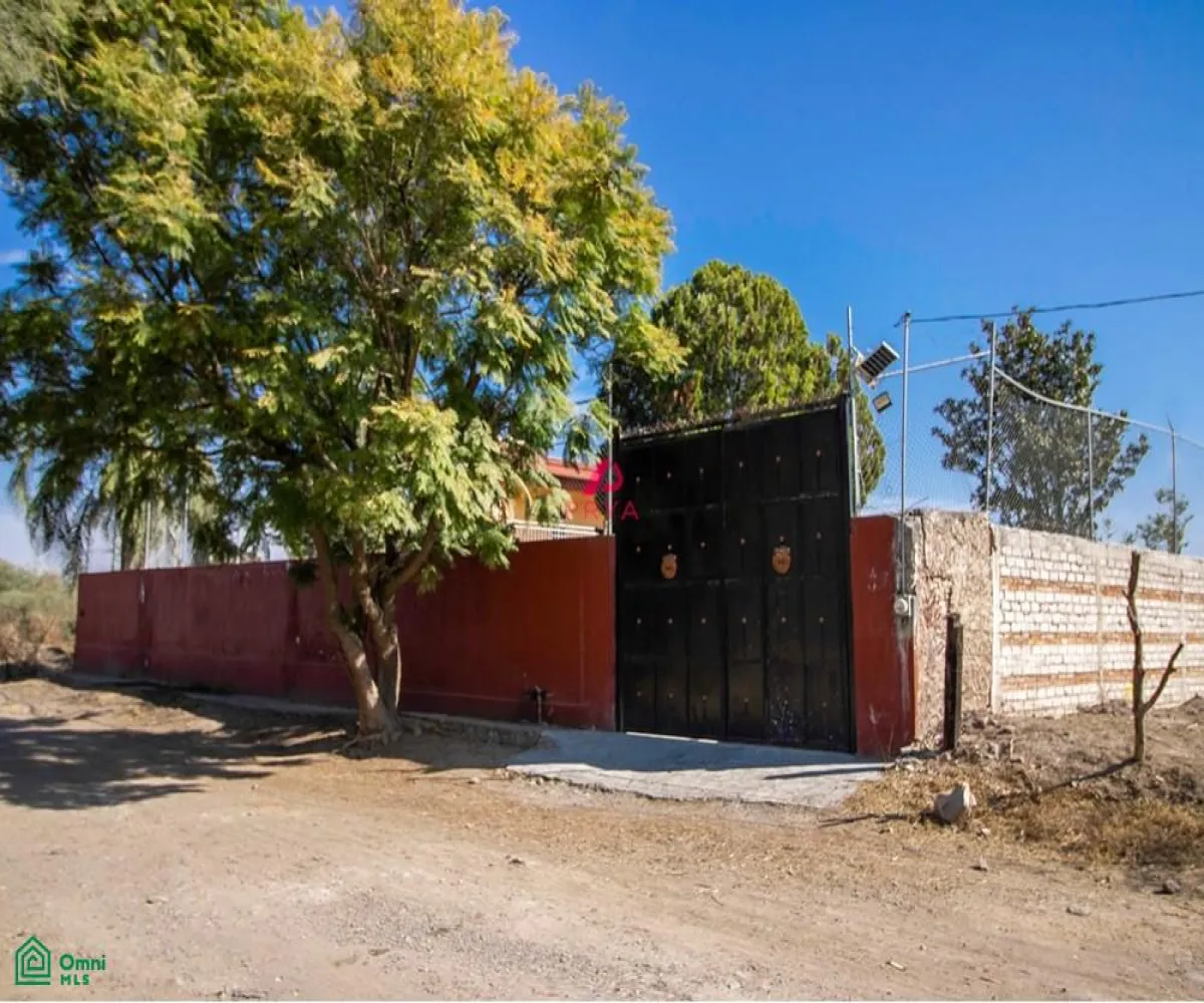 En Venta,Jardines De La Calera,Trebol #mzna 11, S/N, Tlajomulco de Zuniga, Jalisco 45676, 3 Habitaciones,3 Baños,Trebol #mzna 11,MX25880568