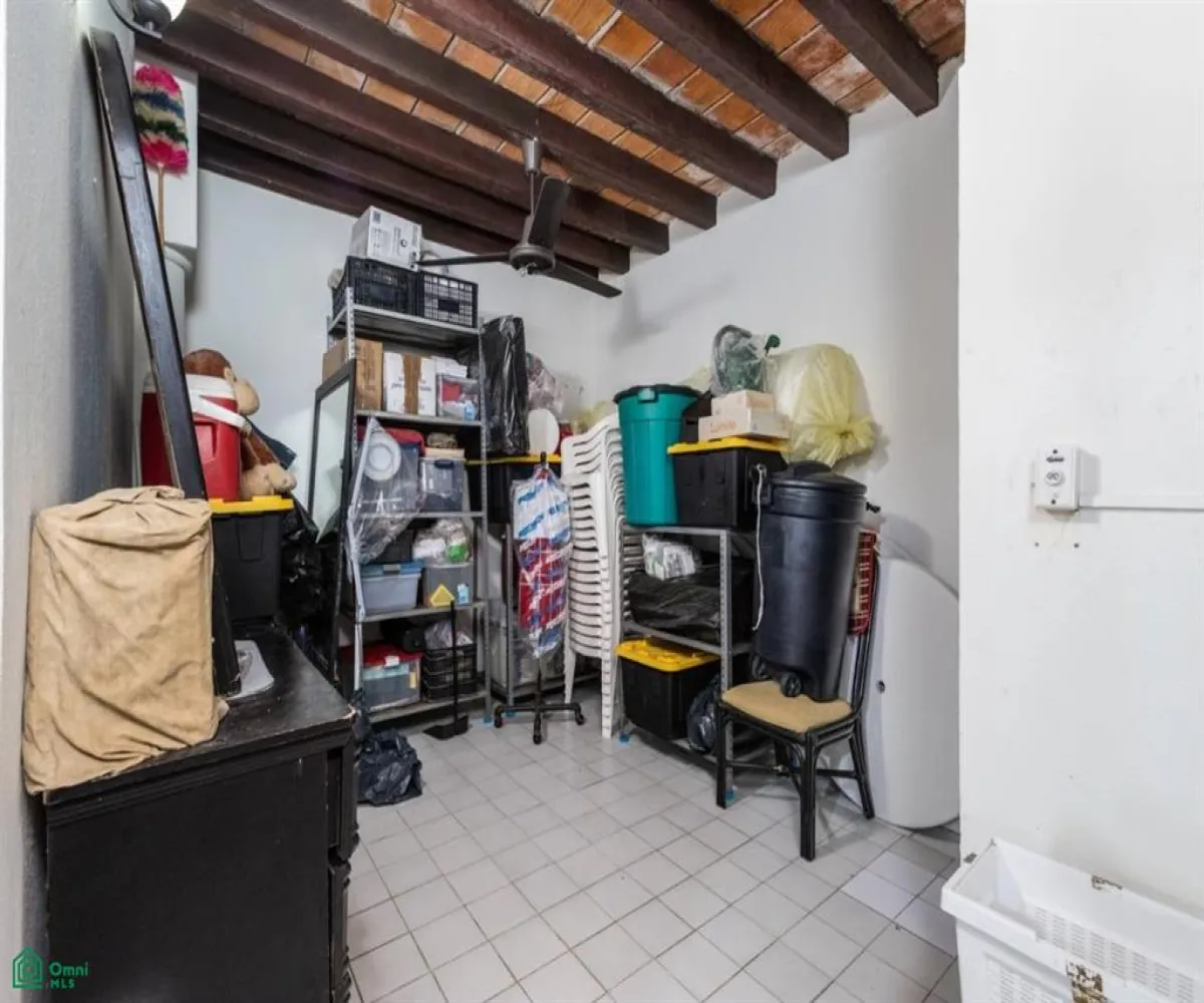 En Venta,5 de Diciembre,Calle Ecuador 1128 Int 1, Puerto Vallarta, Jalisco 48350, 3 Habitaciones,3 Baños,Calle Ecuador,MX25882169