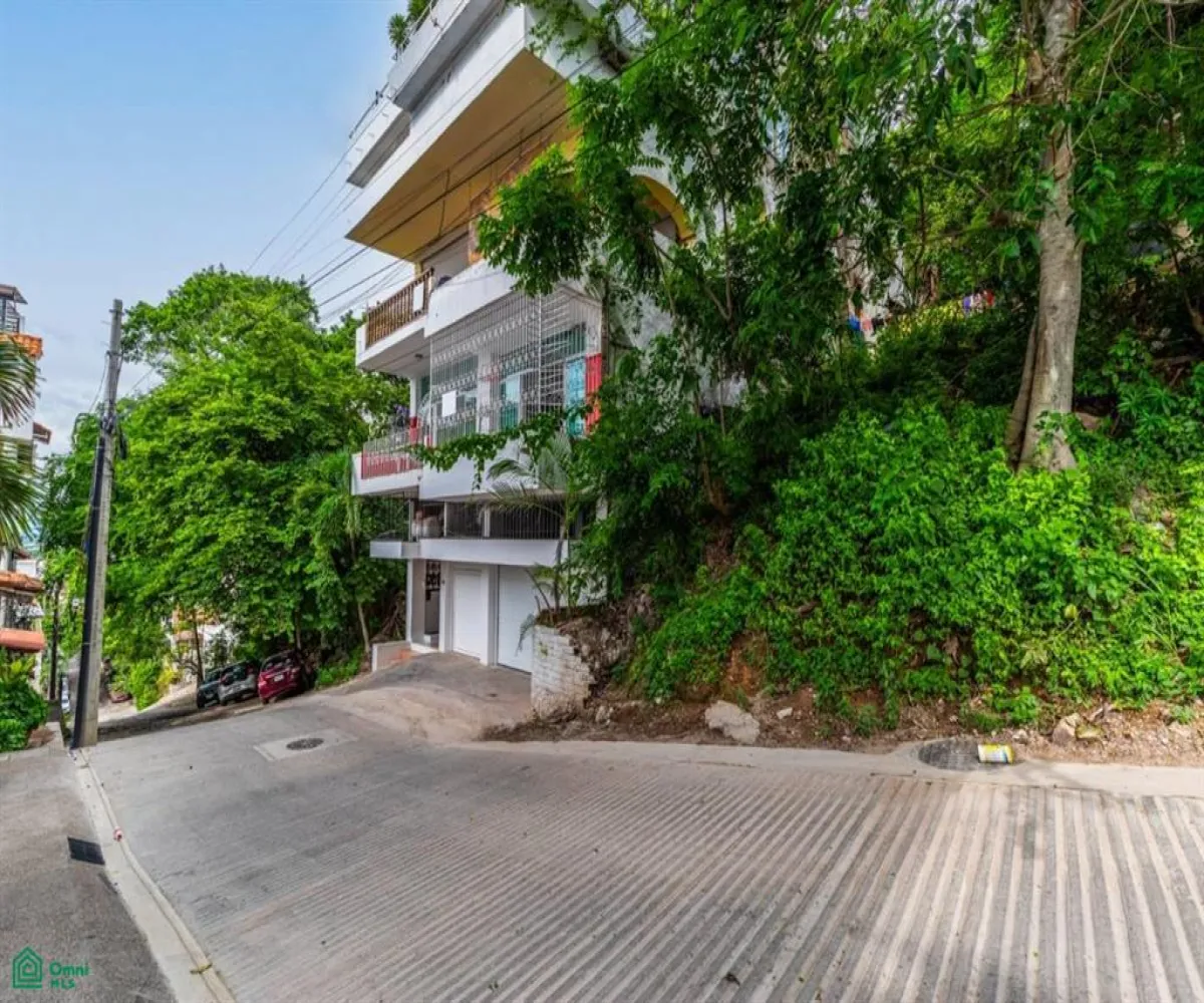 En Venta,5 de Diciembre,Calle Ecuador 1128 Int 1, Puerto Vallarta, Jalisco 48350, 3 Habitaciones,3 Baños,Calle Ecuador,MX25882169