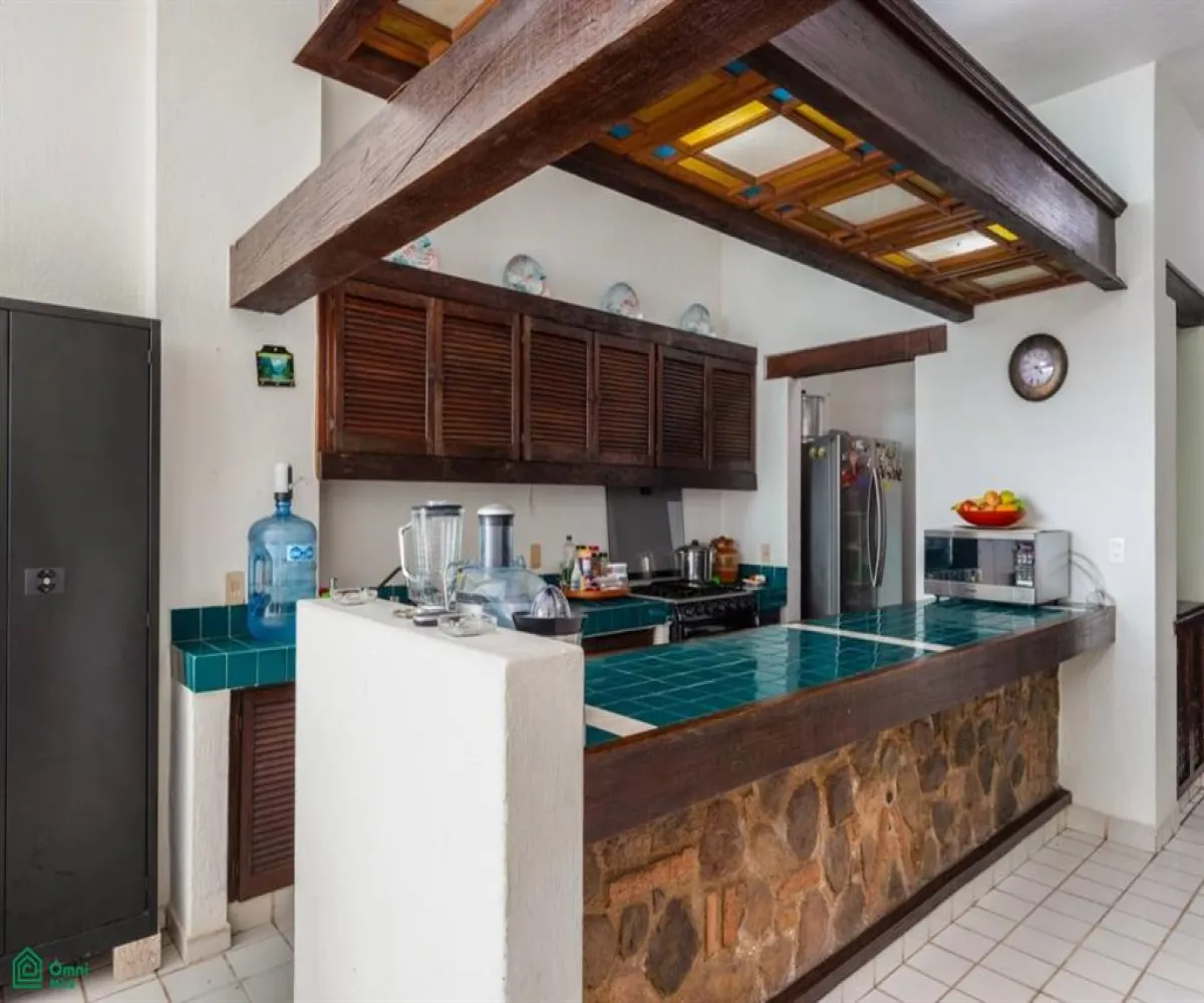 En Venta,5 de Diciembre,Calle Ecuador 1128 Int 1, Puerto Vallarta, Jalisco 48350, 3 Habitaciones,3 Baños,Calle Ecuador,MX25882169