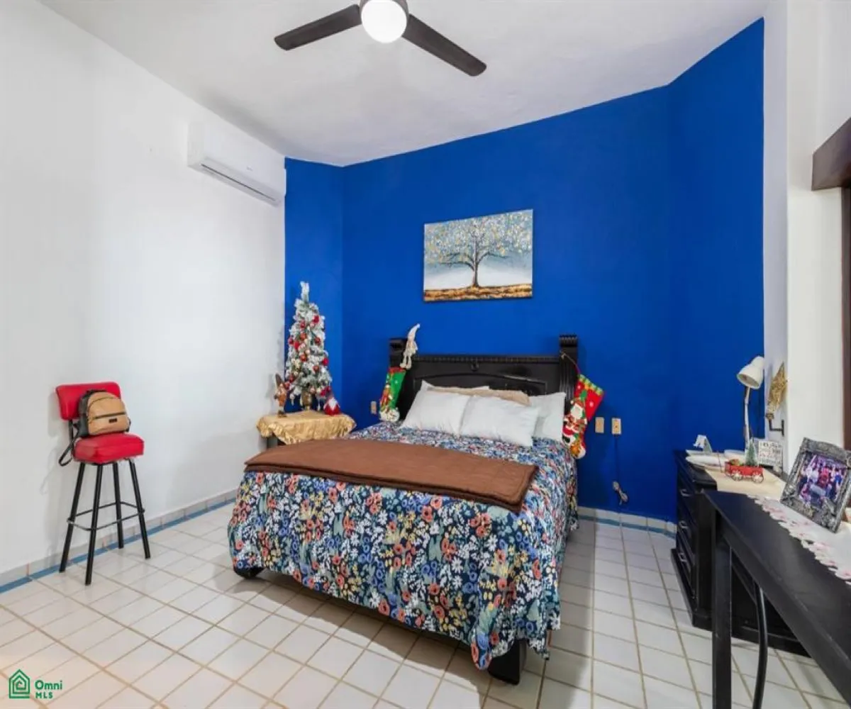 En Venta,5 de Diciembre,Calle Ecuador 1128 Int 1, Puerto Vallarta, Jalisco 48350, 3 Habitaciones,3 Baños,Calle Ecuador,MX25882169