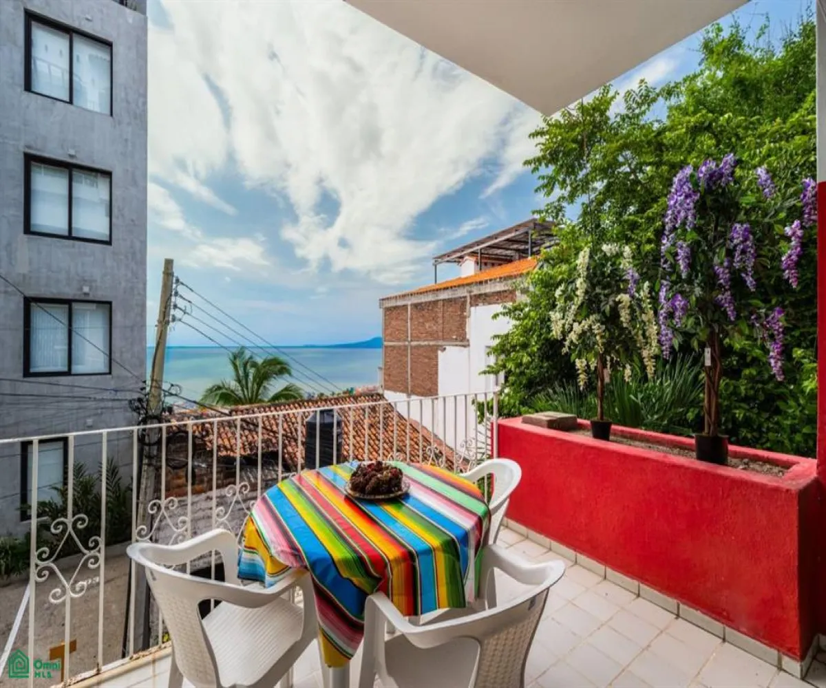 En Venta,5 de Diciembre,Calle Ecuador 1128 Int 1, Puerto Vallarta, Jalisco 48350, 3 Habitaciones,3 Baños,Calle Ecuador,MX25882169