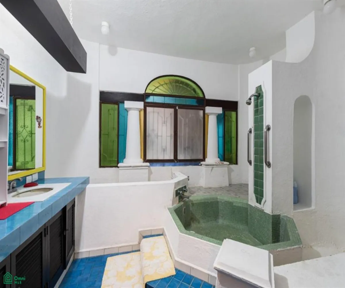 En Venta,5 de Diciembre,Calle Ecuador 1128 Int 1, Puerto Vallarta, Jalisco 48350, 3 Habitaciones,3 Baños,Calle Ecuador,MX25882169