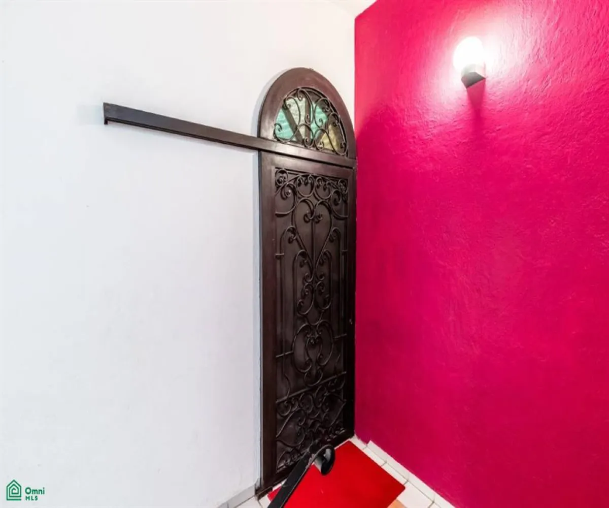 En Venta,5 de Diciembre,Calle Ecuador 1128 Int 1, Puerto Vallarta, Jalisco 48350, 3 Habitaciones,3 Baños,Calle Ecuador,MX25882169