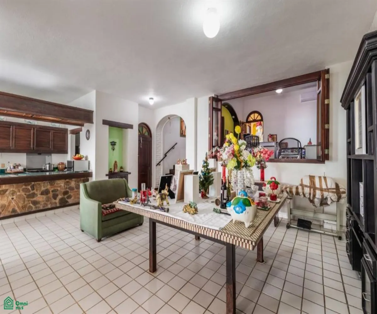 En Venta,5 de Diciembre,Calle Ecuador 1128 Int 1, Puerto Vallarta, Jalisco 48350, 3 Habitaciones,3 Baños,Calle Ecuador,MX25882169