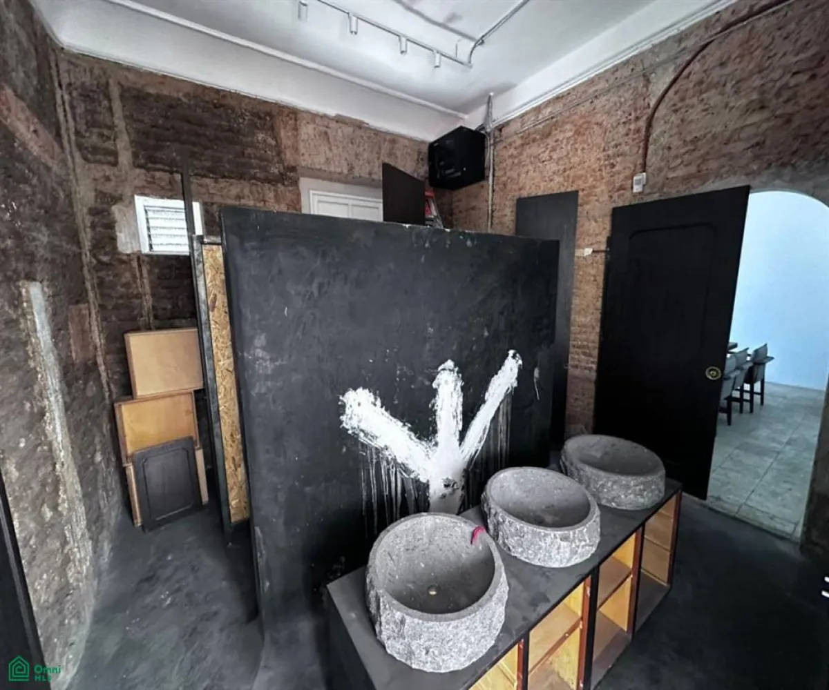 Local En Venta,Americana,Av hidalgo 1196, Guadalajara, Jalisco 44160, 3 Habitaciones,2 Baños,Av hidalgo,1,MX25884822 Local En Venta,Americana,Av hidalgo 1196, Guadalajara, Jalisco 44160, 3 Habitaciones,2 Baños,Av hidalgo,1,MX25884822