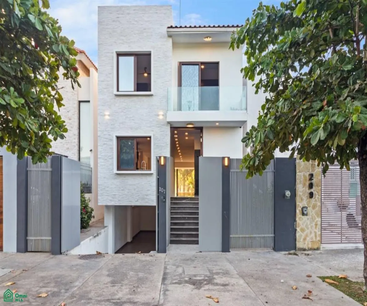 En Venta,La Marina,VILLA ALBATROS 207, Puerto Vallarta, Jalisco 48314, 3 Habitaciones,4 Baños,VILLA ALBATROS,MX25894519