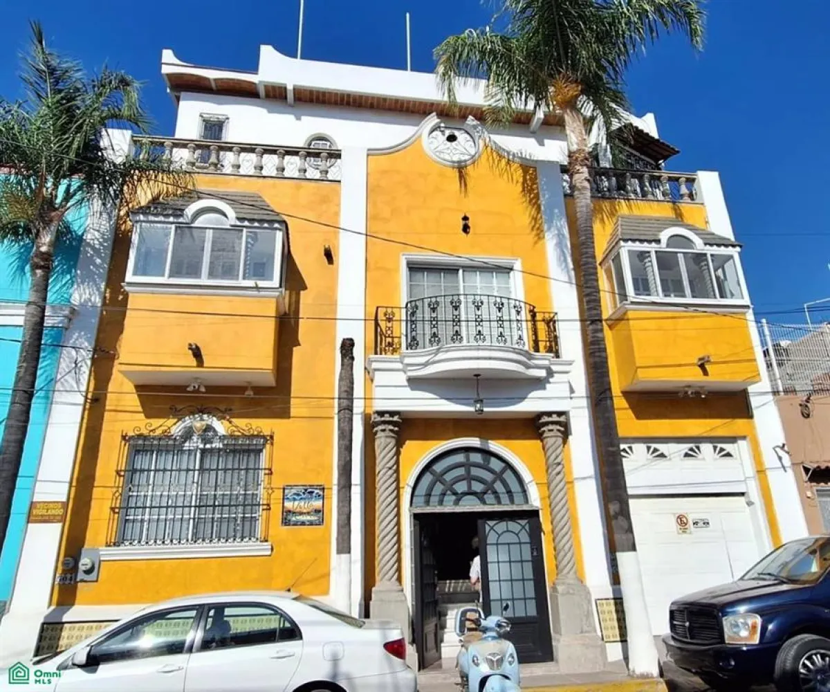 En Venta,Chapala Centro,Juarez 504, Chapala, Jalisco 45900, 7 Habitaciones,8 Baños,Juarez,3,MX25894709
