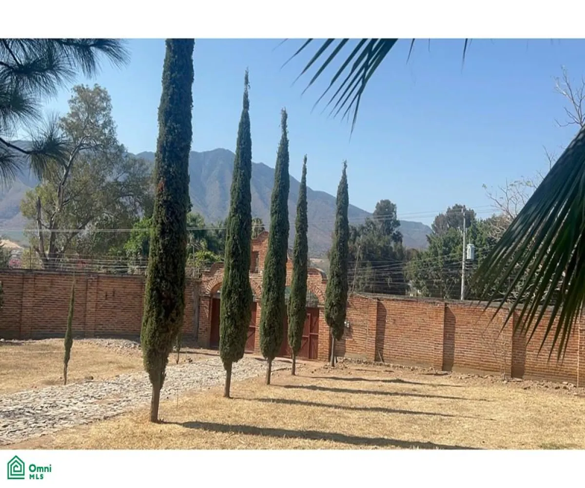 En Venta,Pueblo Ixtlahuacan de los Membrillos,EMILIANO ZAPATA 125, Guadalajara, Jalisco 45850, 1 Cuarto,2 Baños,EMILIANO ZAPATA,1,MX25894823