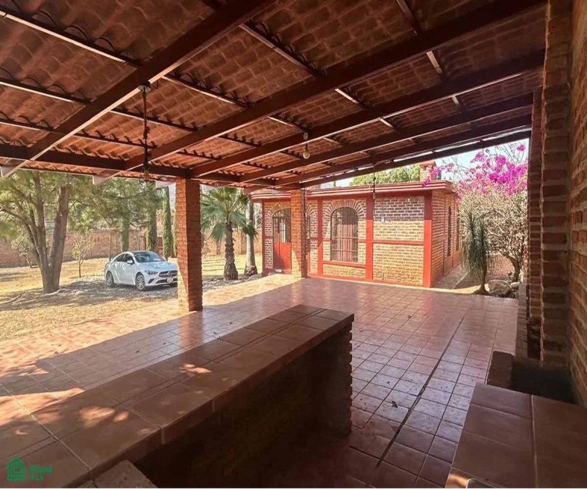 En Venta,Pueblo Ixtlahuacan de los Membrillos,EMILIANO ZAPATA 125, Guadalajara, Jalisco 45850, 1 Cuarto,2 Baños,EMILIANO ZAPATA,1,MX25894823