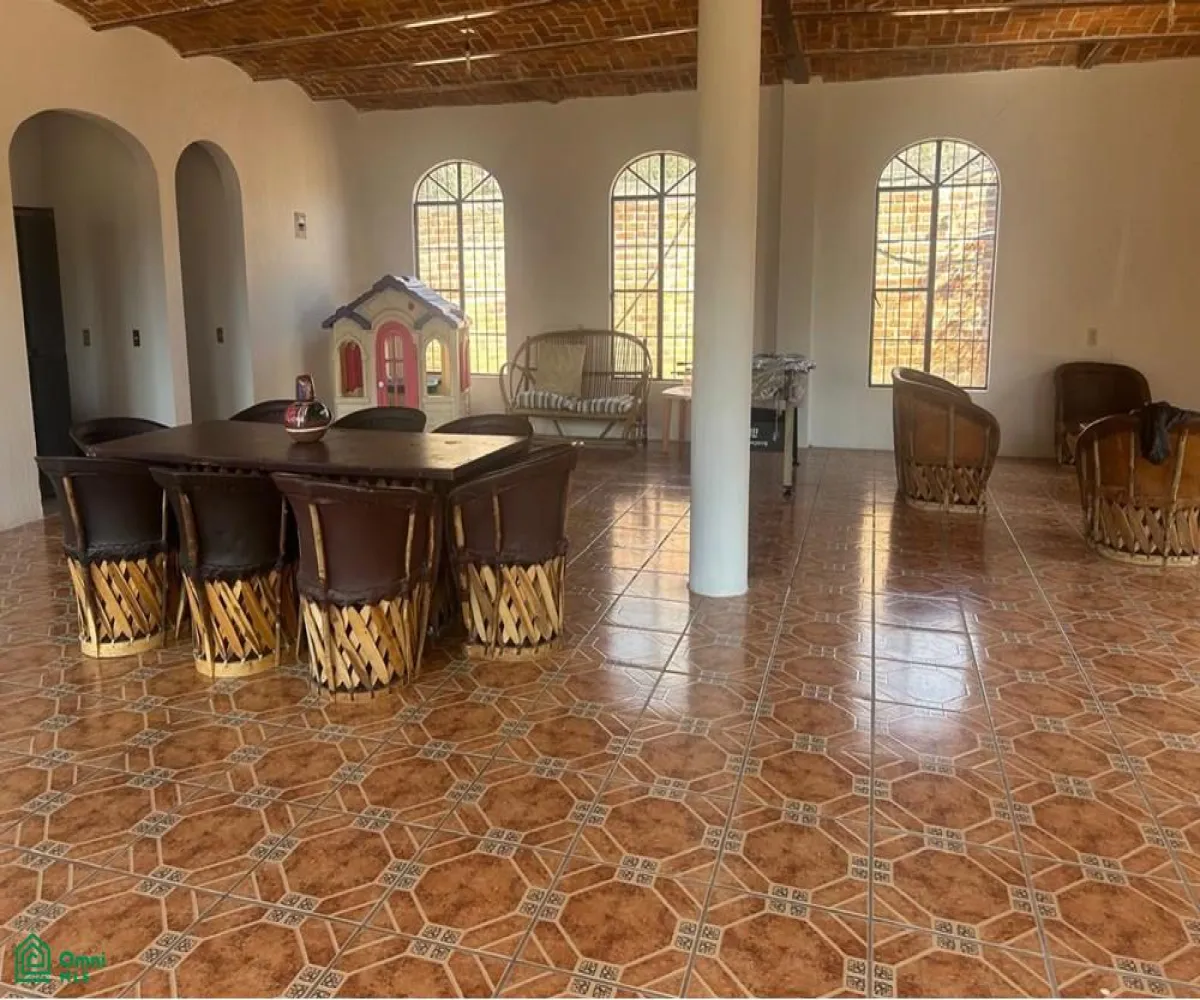 En Venta,Pueblo Ixtlahuacan de los Membrillos,EMILIANO ZAPATA 125, Guadalajara, Jalisco 45850, 1 Cuarto,2 Baños,EMILIANO ZAPATA,1,MX25894823