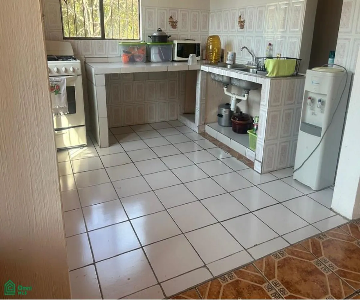 En Venta,Pueblo Ixtlahuacan de los Membrillos,EMILIANO ZAPATA 125, Guadalajara, Jalisco 45850, 1 Cuarto,2 Baños,EMILIANO ZAPATA,1,MX25894823