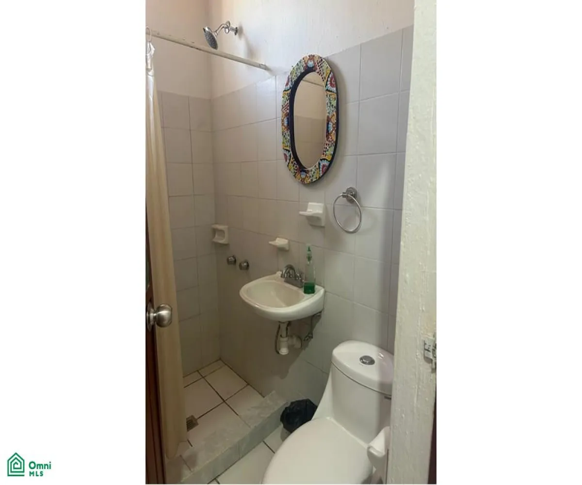 En Venta,Pueblo Ixtlahuacan de los Membrillos,EMILIANO ZAPATA 125, Guadalajara, Jalisco 45850, 1 Cuarto,2 Baños,EMILIANO ZAPATA,1,MX25894823